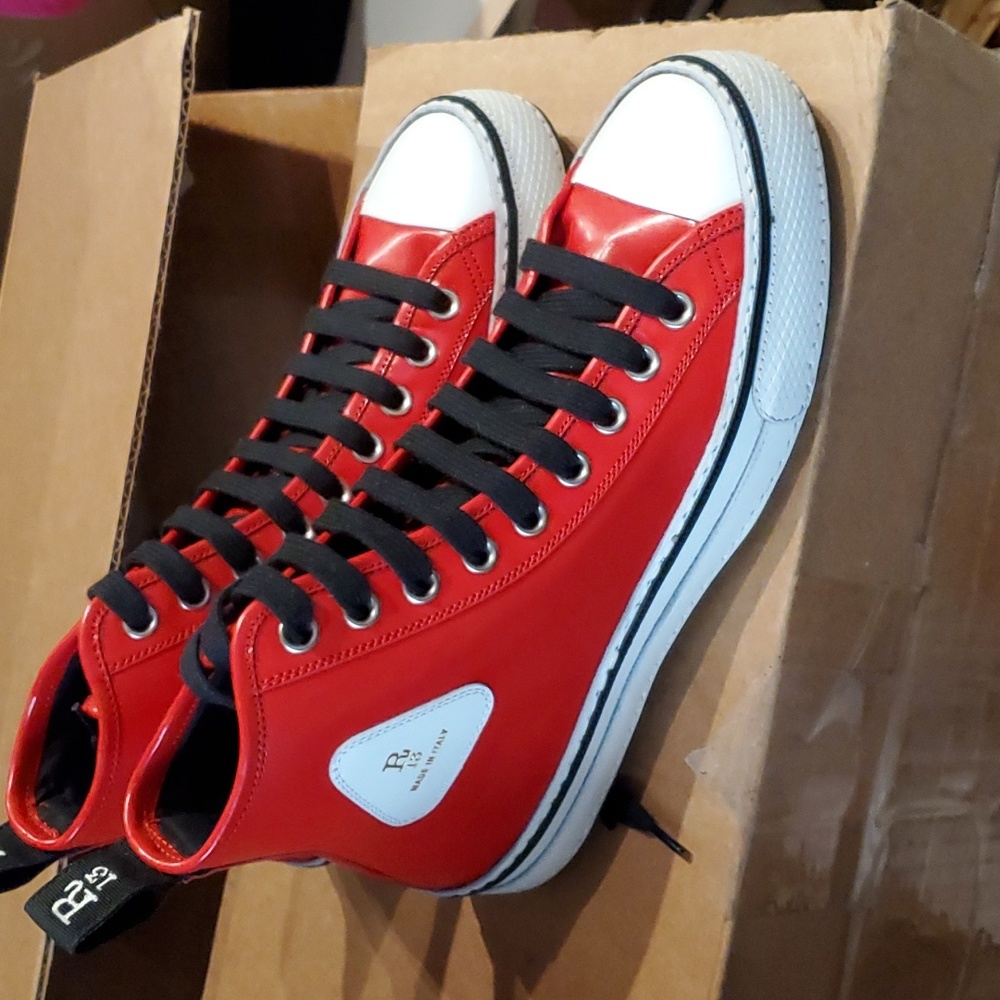 NIB $1135 sz 8 R13 patent leather patch high tops